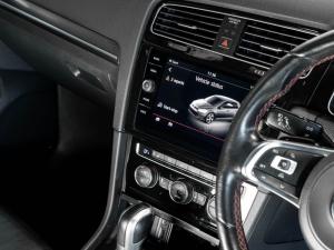 Volkswagen Golf GTI - Image 11