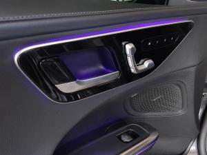 Mercedes-Benz C-Class C200 Avantgarde - Image 12