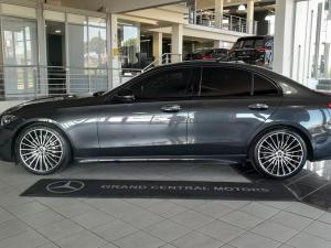 Mercedes-Benz C-Class C200 Avantgarde - Image 4