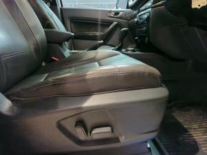 Ford Everest 3.2TDCi 4WD Limited - Image 11