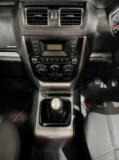 Mahindra Pik Up 2.2CRDe double cab S6 manual - Image 11