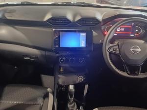 Nissan Magnite 1.0 Turbo Acenta Kuro auto - Image 7