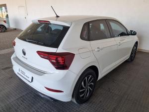 Volkswagen Polo hatch 1.0TSI - Image 8