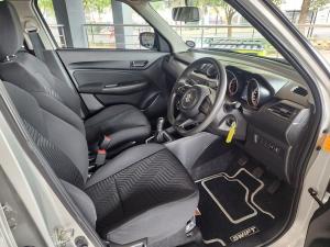 Suzuki Swift 1.2 GL manual - Image 10