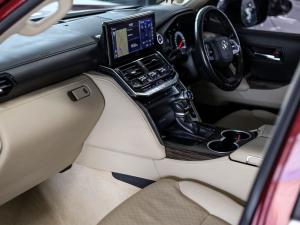 Toyota Land Cruiser 300 3.5T ZX - Image 11
