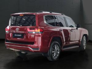 Toyota Land Cruiser 300 3.5T ZX - Image 5