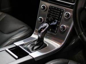 Volvo V60 Cross Country T5 AWD Inscription - Image 14