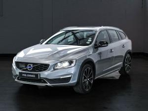 Volvo V60 Cross Country T5 AWD Inscription - Image 2