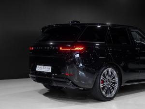 Land Rover Range Rover Sport D350 Dynamic HSE - Image 12