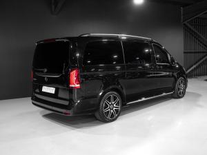 Mercedes-Benz V-Class V300d Avantgarde AMG Line - Image 21
