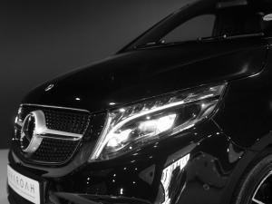 Mercedes-Benz V-Class V300d Avantgarde AMG Line - Image 4
