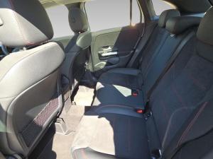 Mercedes-Benz GLA GLA200 Progressive - Image 15