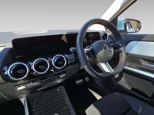 Mercedes-Benz GLA GLA200 Progressive - Image 9