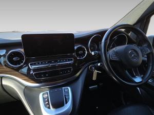 Mercedes-Benz V-Class V250d Avantgarde AMG Line - Image 12