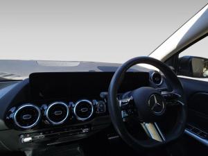Mercedes-Benz GLA GLA200 Progressive - Image 12