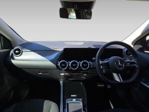 Mercedes-Benz GLA GLA200 Progressive - Image 13