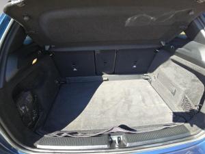 Mercedes-Benz B-Class B200d AMG Line - Image 10