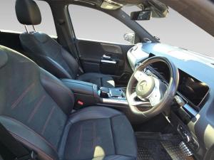 Mercedes-Benz B-Class B200d AMG Line - Image 14