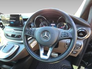 Mercedes-Benz V-Class V300d Avantgarde AMG Line - Image 12