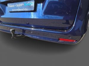 Mercedes-Benz V-Class V300d Avantgarde AMG Line - Image 9