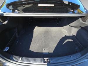Mercedes-Benz C-Class C200 - Image 10