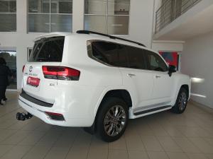 Toyota Land Cruiser 300 3.3D ZX - Image 2