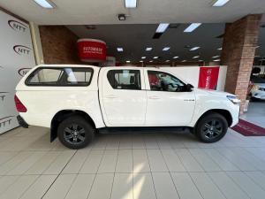 Toyota Hilux 2.4GD-6 double cab 4x4 Raider auto - Image 3