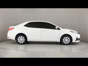 Toyota Corolla Quest 1.8 Plus manual - Image 3