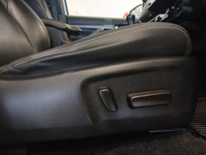 Toyota Hilux 2.8GD-6 double cab 4x4 Legend manual - Image 20