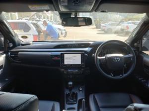 Toyota Hilux 2.8GD-6 48V double cab 4x4 Legend - Image 6