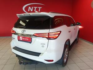 Toyota Fortuner 2.8 GD-6 4X4 VX automatic - Image 2
