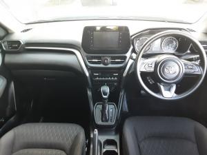 Toyota Urban Cruiser 1.5 XR automatic - Image 6