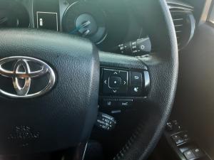 Toyota Hilux 2.8 GD-6 RB Legend RS automaticD/C - Image 10