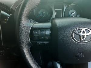 Toyota Hilux 2.8 GD-6 RB Legend RS automaticD/C - Image 9