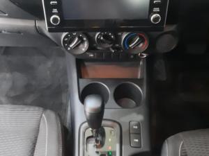 Toyota Hilux 2.4 GD-6 RB Raider automaticE/CAB - Image 13