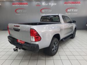 Toyota Hilux 2.4 GD-6 RB Raider automaticE/CAB - Image 2