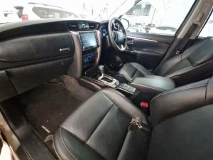 Toyota Fortuner 2.4GD-6 Raised Body automatic - Image 7
