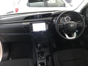 Toyota Hilux 2.4 GD-6 RB Raider automaticE/CAB - Image 6