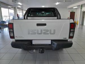Isuzu KB 250 D-TEQ HO HI RiderD/C - Image 4
