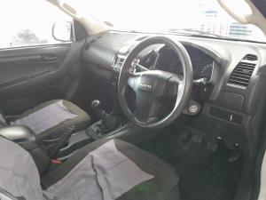 Isuzu KB 250 D-TEQ HO HI RiderD/C - Image 8