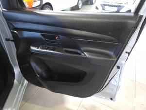Suzuki Ertiga 1.5 GA - Image 16