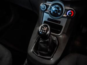 Ford Fiesta 5-door 1.4 Ambiente (aircon+audio) - Image 20
