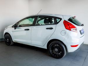Ford Fiesta 5-door 1.4 Ambiente (aircon+audio) - Image 5