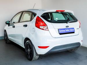 Ford Fiesta 5-door 1.4 Ambiente (aircon+audio) - Image 6