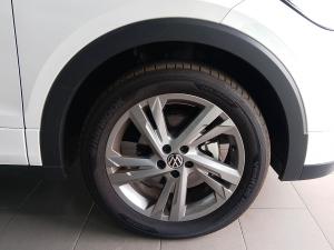 Volkswagen T-Cross 1.0TSI R-Line - Image 7