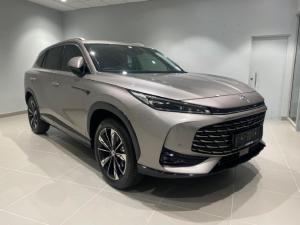 MG HS 2.0T Luxury - Image 1