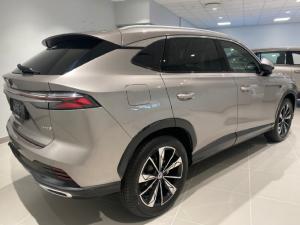 MG HS 2.0T Luxury - Image 4