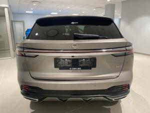 MG HS 2.0T Luxury - Image 5