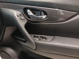 Nissan X-Trail 2.5 4x4 Acenta Tech - Image 15