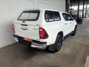 Toyota Hilux 2.8GD-6 double cab 4x4 Raider auto - Image 4